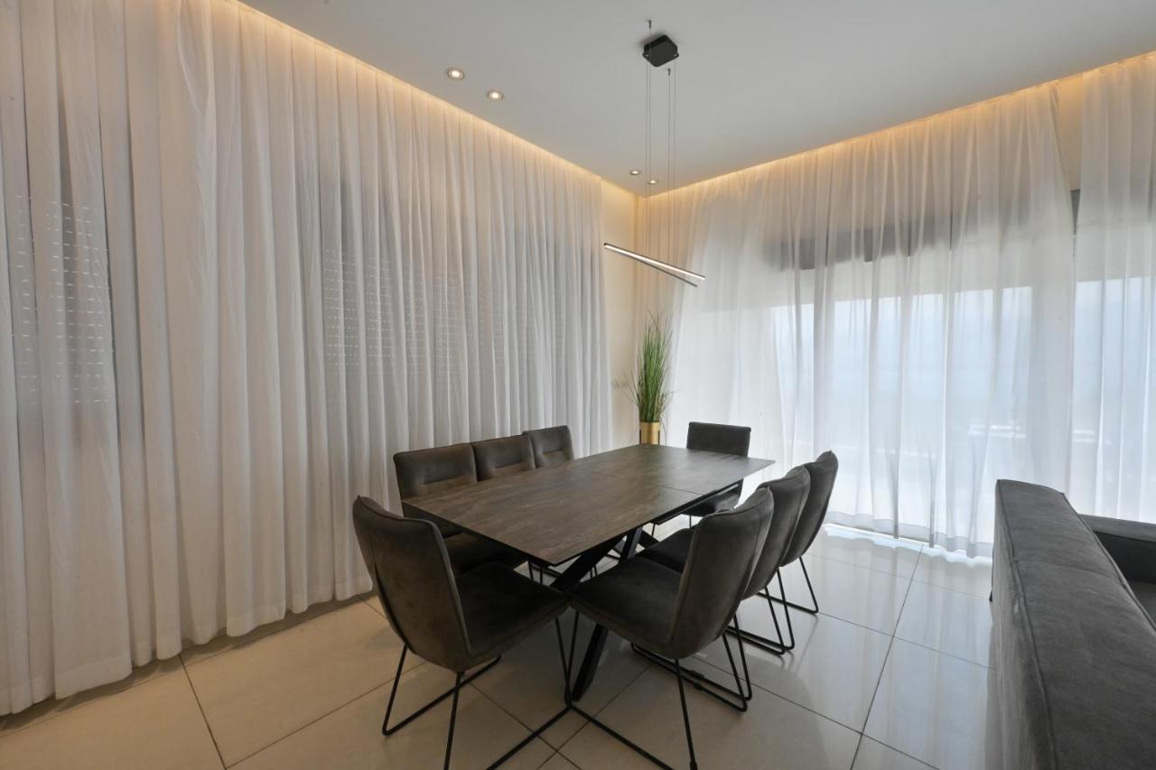Villa The White Lotus Eilat Exterior foto